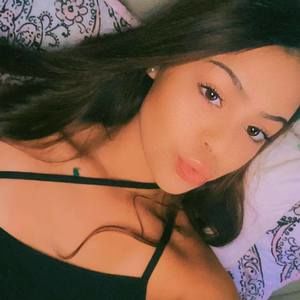 Meet your Posher, Iris